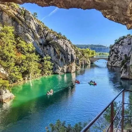 Hébergement de vacances Maison à La Campagne