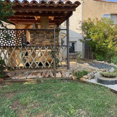 Holiday home Maison A La Campagne Quinson